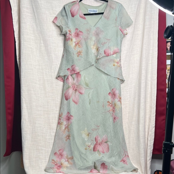Vintage Jessica Howard Floral Maxi Dress with Pink and Green Design - Picture 1 of 5